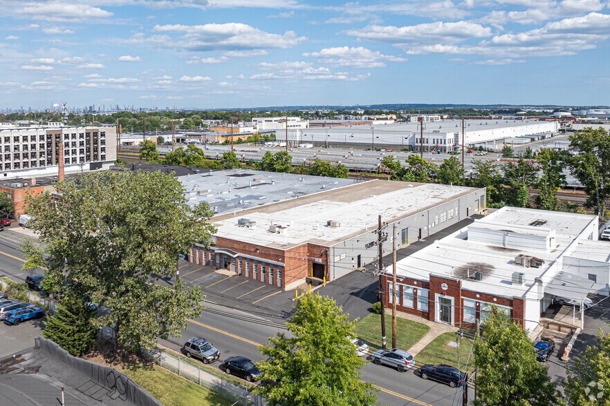 More Photos Of 1135 W Elizabeth Ave, Linden Industrial For Sale