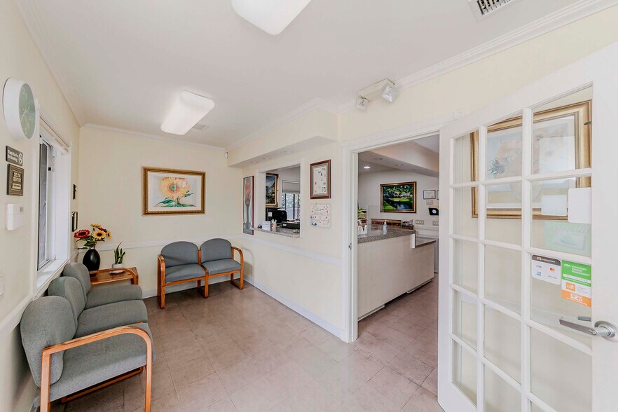 More Photos Of 1629 Crenshaw Blvd, Torrance Office Residential For Sale