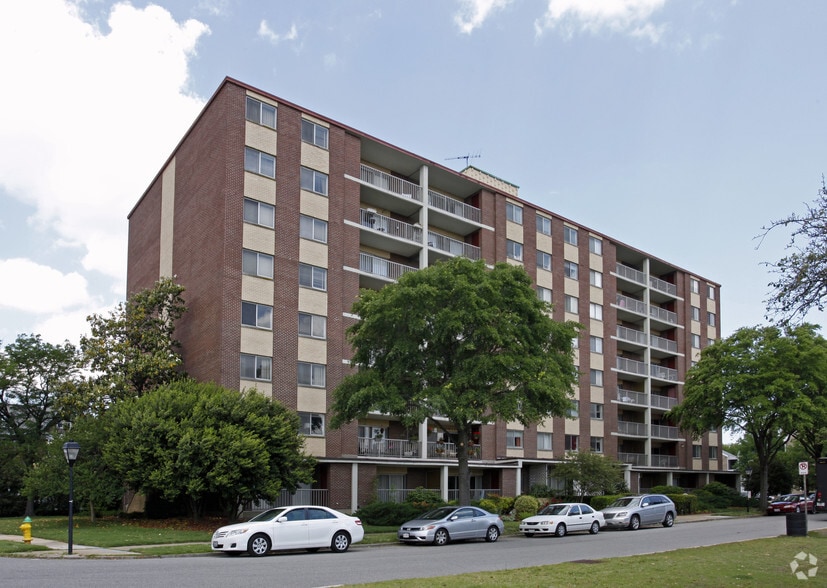 Primary Photo Of 408 Dundaff St, Norfolk Apartments For Sale