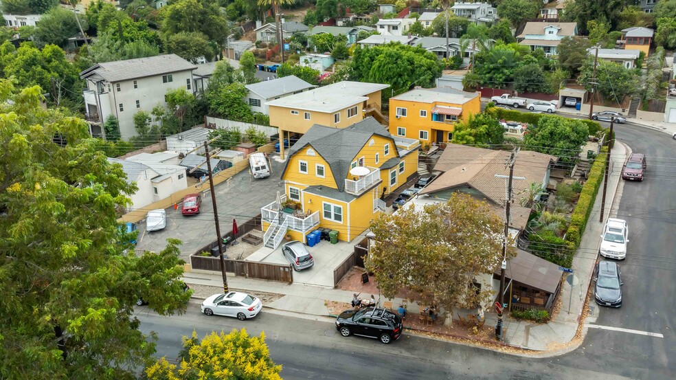 Primary Photo Of 1661 Echo Park Ave, Los Angeles Apartments For Sale