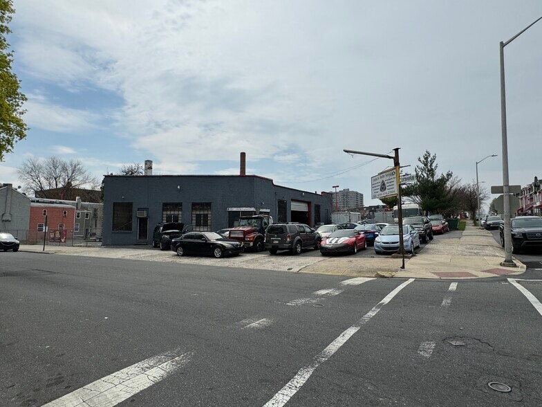 More Photos Of 142-150 N. 3rd St, Reading Auto Repair For Sale