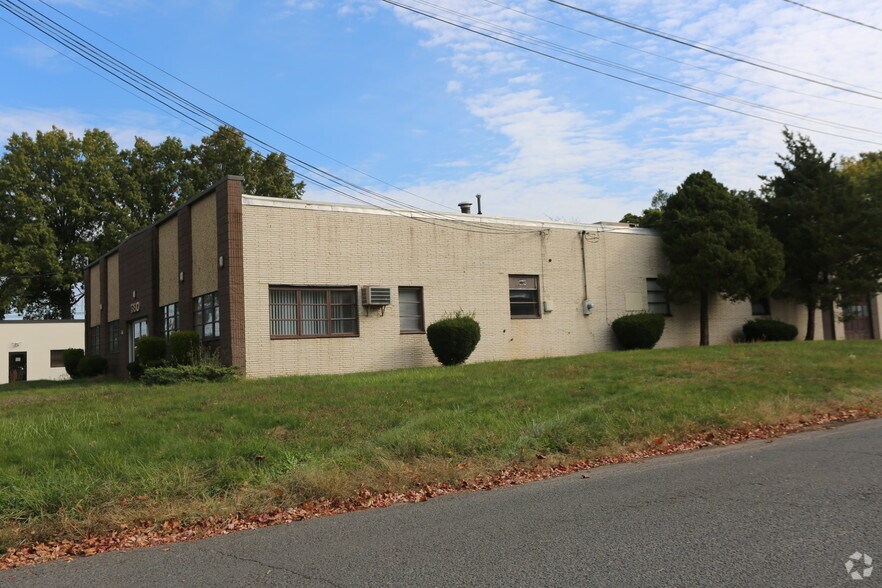 More Photos Of 380 Ludlow Ave, Cranford Warehouse For Sale