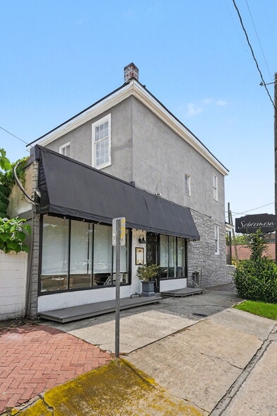 Primary Photo Of 2312 Abercorn St, Savannah Storefront Retail Residential For Sale