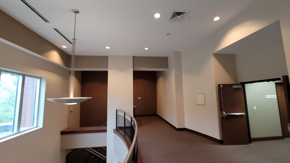 More Photos Of 502 W King St, Kings Mountain Medical For Lease