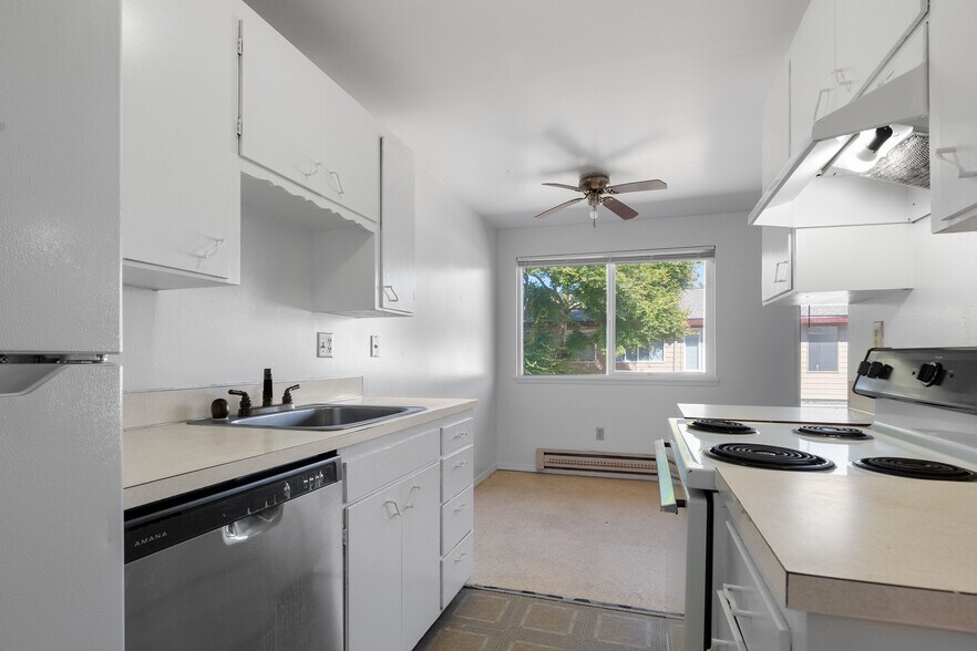 More Photos Of 3465 S 144th St, Tukwila Apartments For Sale