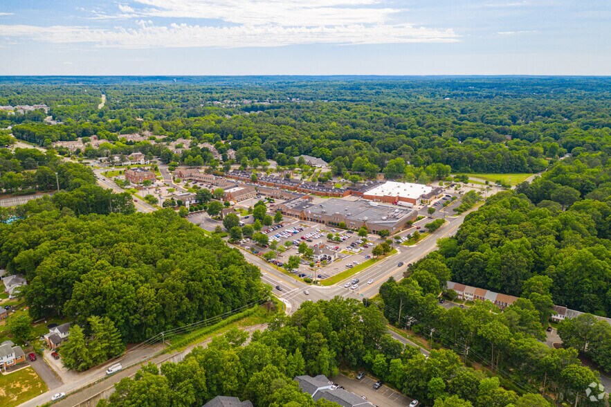 More Photos Of 9782 Gayton Rd, Richmond Unknown For Lease