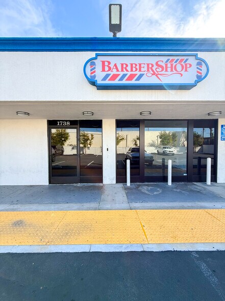 More Photos Of 1736-1746 E Meats Ave, Orange Storefront Retail Office For Lease