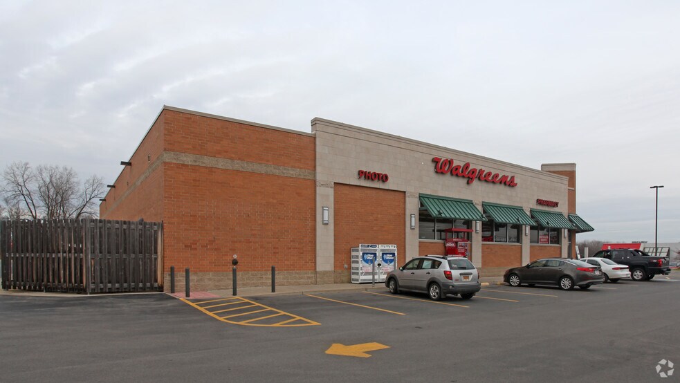 More Photos Of 709 W Union St, Newark Drugstore For Sale