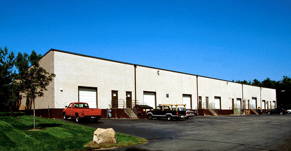 More Photos Of 77 Accord Park Dr, Norwell Research And Development For Lease