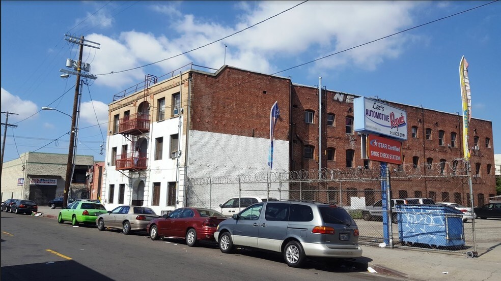 Primary Photo Of 825 S Crocker St, Los Angeles Apartments For Sale