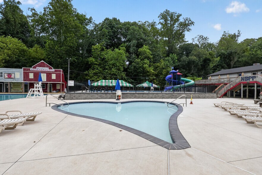 More Photos Of 13 Beaver St, Hulmeville Swimming Pool For Sale