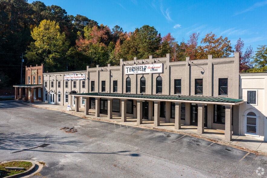 More Photos Of 174 Glynn St N, Fayetteville Storefront Retail Office For Lease
