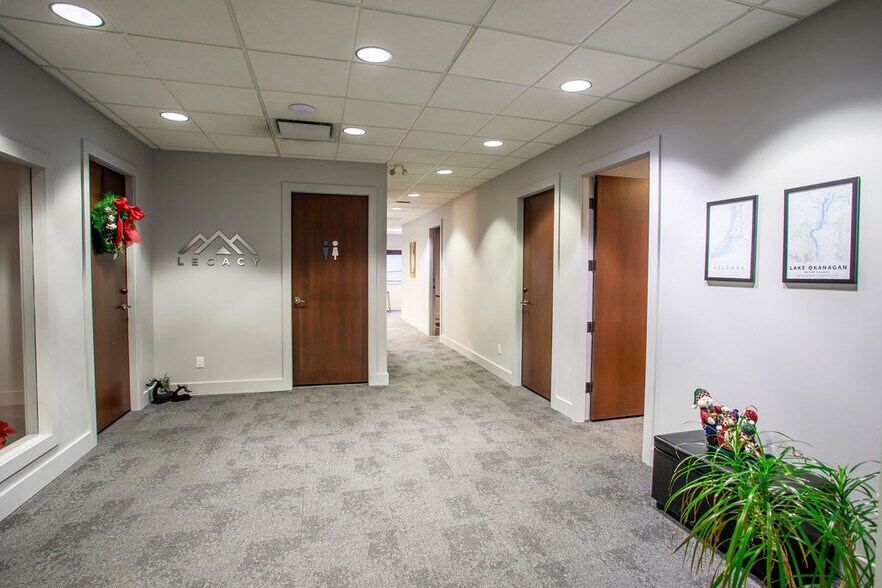 More Photos Of 1455 Ellis St, Kelowna Office Residential For Lease