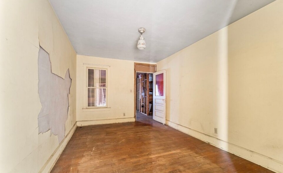 More Photos Of 93 CFJ Blvd, Johnson City Restaurant For Sale