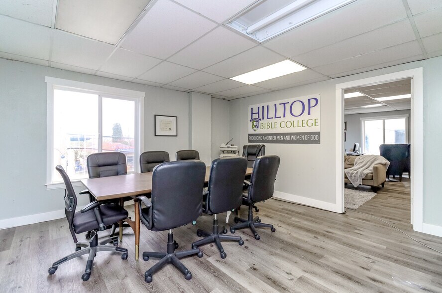 More Photos Of 1016 S 10th St, Tacoma Religious Facility For Sale