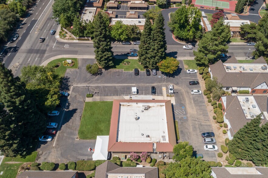 More Photos Of 8001 Madison Ave, Citrus Heights Medical For Sale