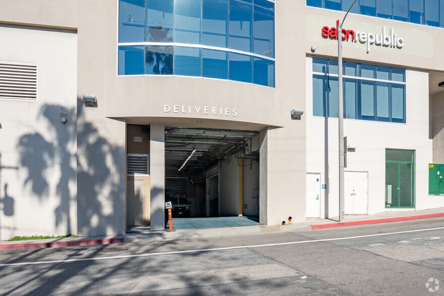 More Photos Of 1601 Pacific Coast Hwy, Hermosa Beach General Retail For Lease