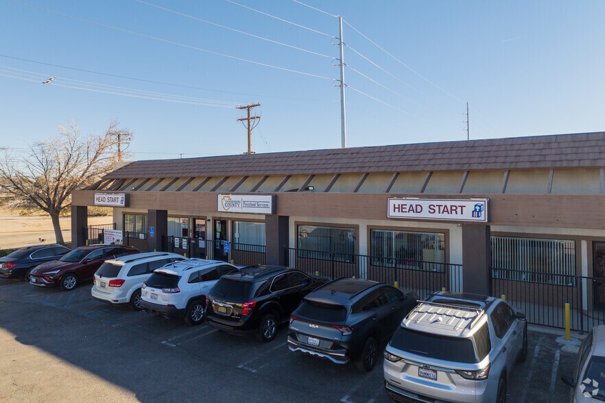 Primary Photo Of 11497 Bartlett Ave, Adelanto Freestanding For Lease