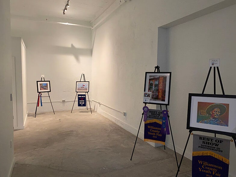 More Photos Of 114 N Main St, Taylor Storefront Retail Office For Lease