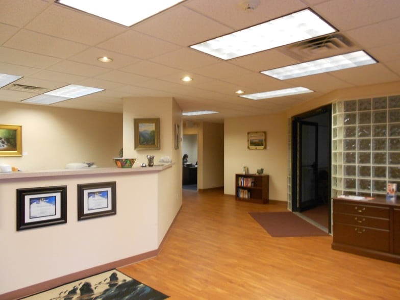 More Photos Of 2622 South Ave, Wappingers Falls Office For Sale