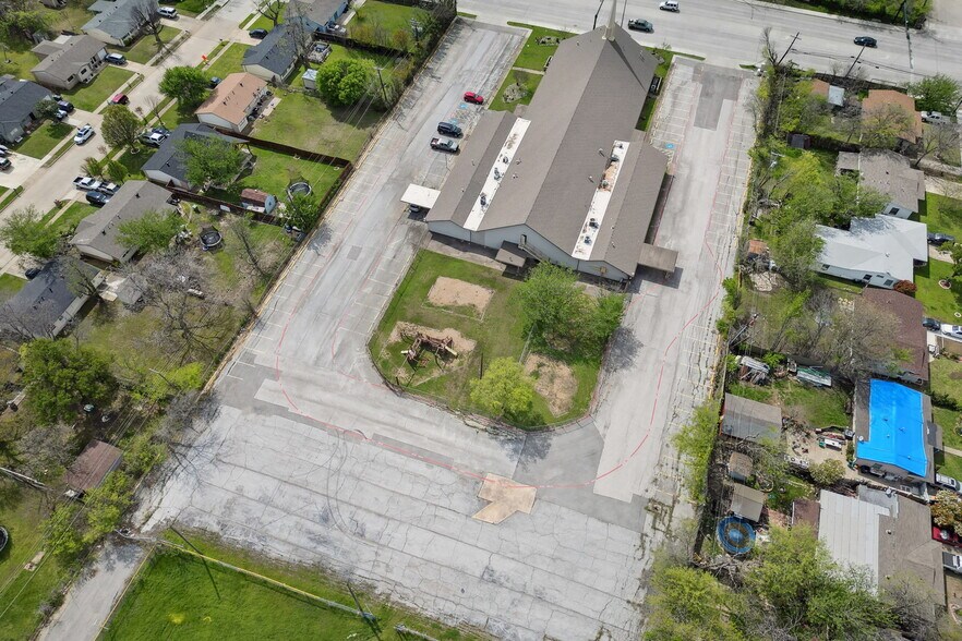 More Photos Of 1919 S Collins St, Arlington Religious Facility For Sale