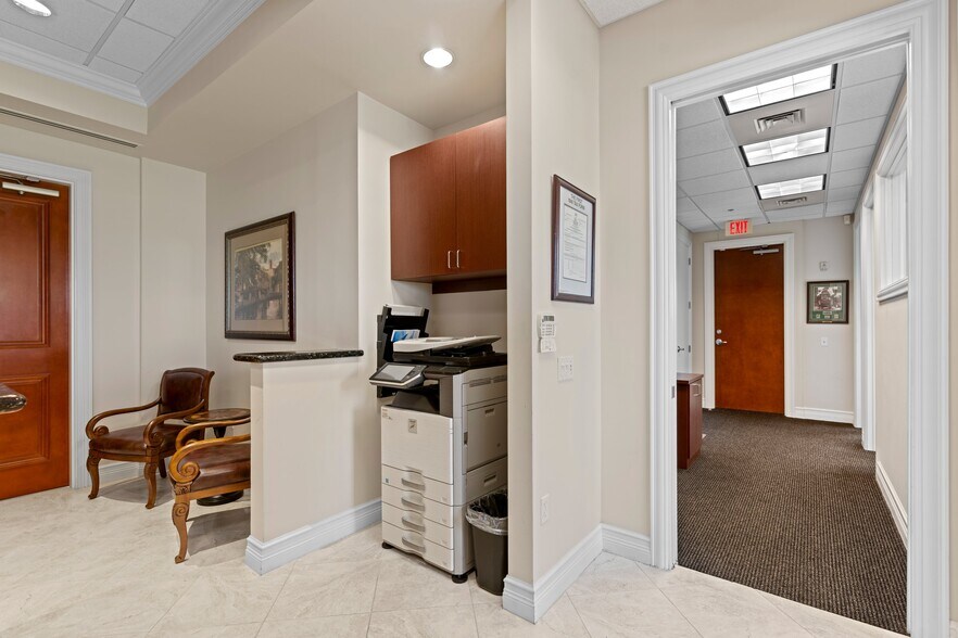 More Photos Of 6751 N Federal Hwy, Boca Raton Office For Sale