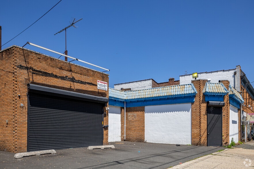 More Photos Of 1304 N Broad St, Hillside Warehouse For Lease