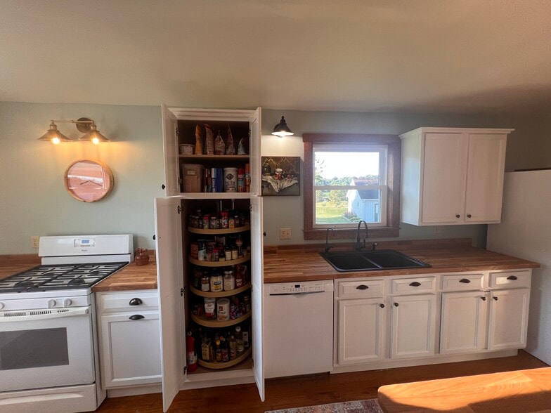 More Photos Of 19130 PA-954 Hwy, Smicksburg Lodge Meeting Hall For Sale