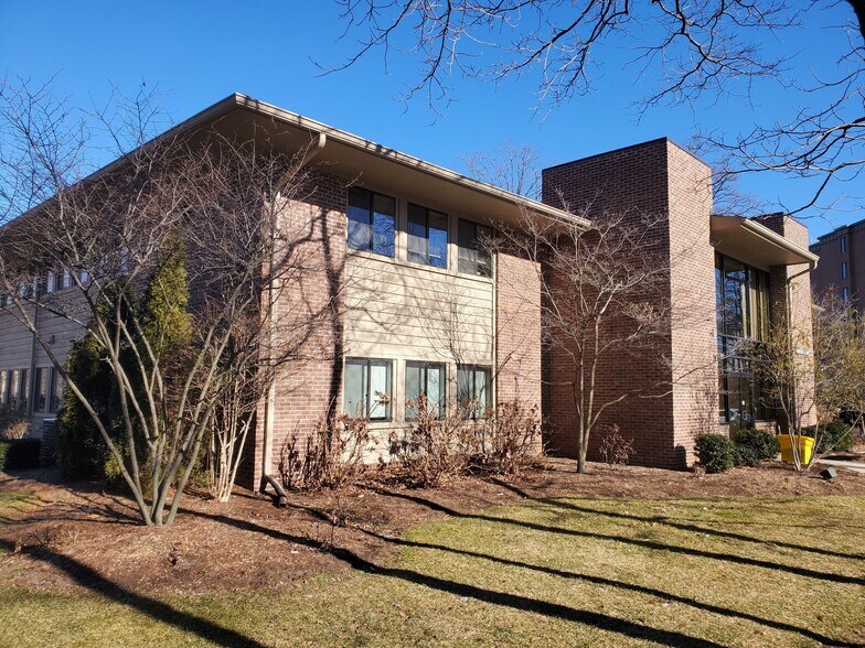 More Photos Of 3425 Executive Pky, Toledo Medical For Lease