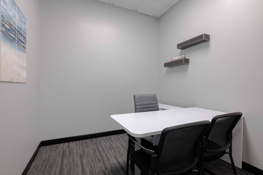 More Photos Of 4471 41st Ave, Columbus Medical For Lease