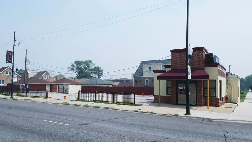 Primary Photo Of 5825 S Pulaski Rd, Chicago Freestanding For Sale