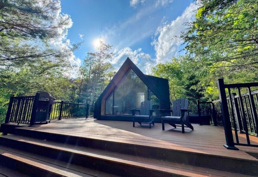 Primary Photo Of 2550 Bell Springs Rd, Dripping Springs Lodge Meeting Hall For Sale