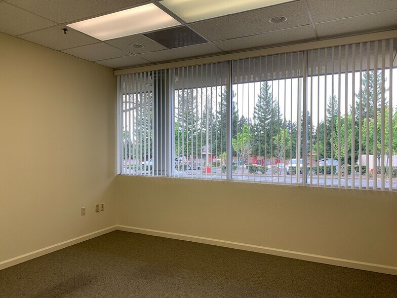 More Photos Of 6000 Fairway Dr, Rocklin Medical For Sale