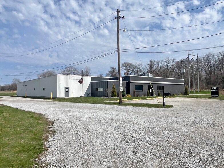 More Photos Of 2505 Avonia Rd, Fairview Industrial For Sale