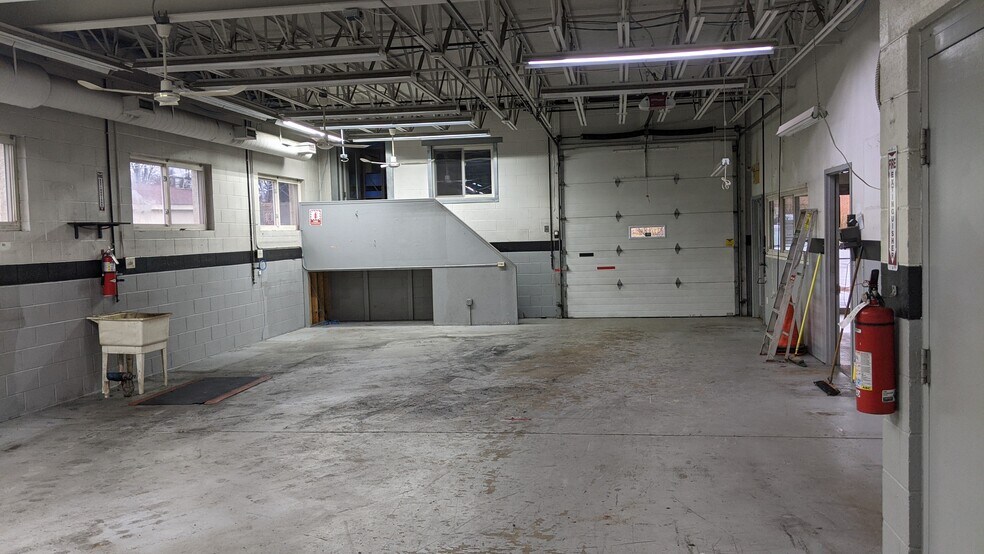 More Photos Of 1217 S Trooper Rd, Norristown Freestanding For Lease
