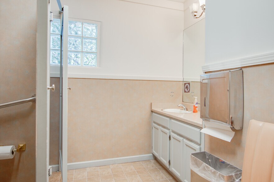 More Photos Of 615 5th St W, Sonoma Religious Facility For Sale