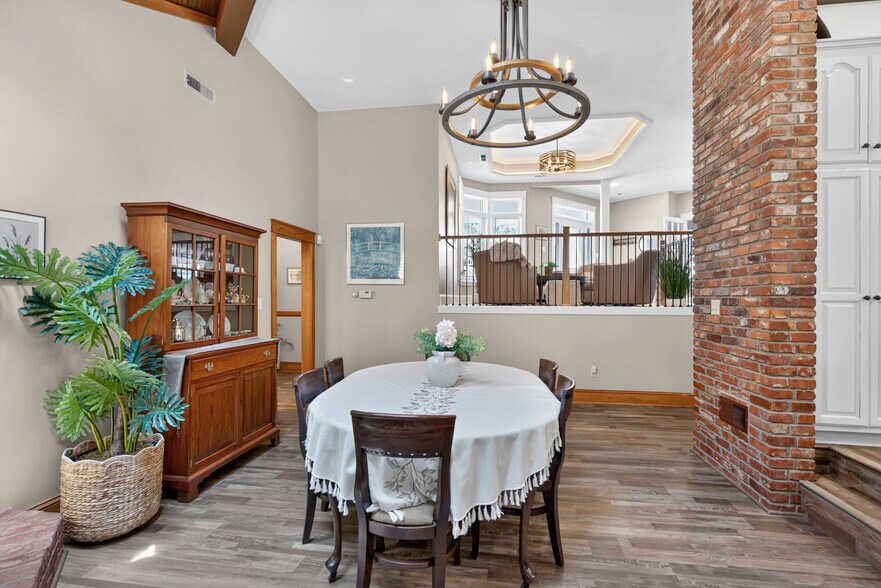 More Photos Of 1558 N 600 Rd, Baldwin City Specialty For Sale