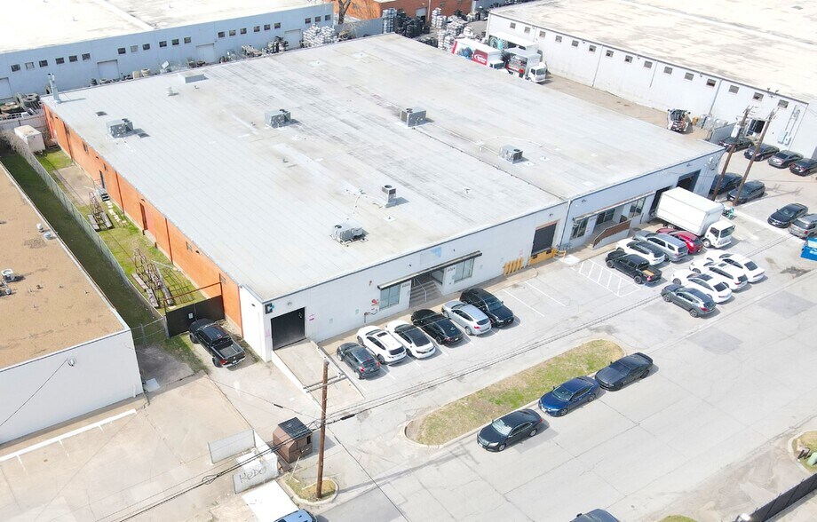 More Photos Of 5025-5035 Sharp St, Dallas Warehouse For Sale