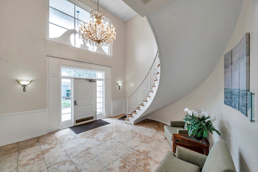 More Photos Of 2401 W Bay, Largo Unknown For Lease