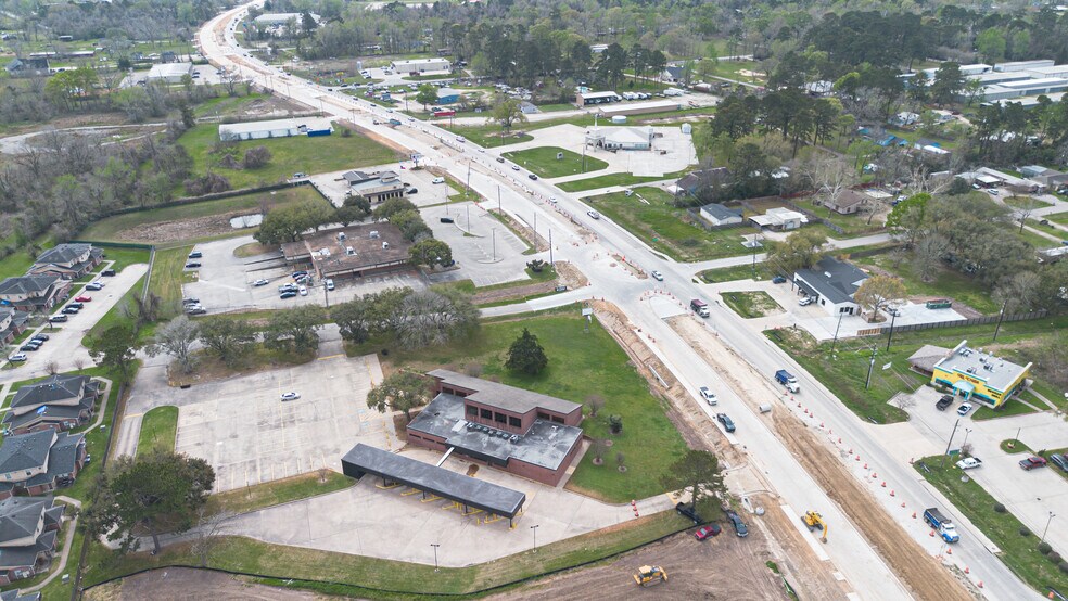 More Photos Of 25100 FM 2100 Rd, Huffman Bank For Lease