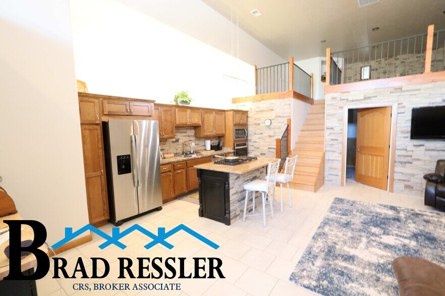 More Photos Of 803 W Birch St, Glenrock Storefront Retail Residential For Sale