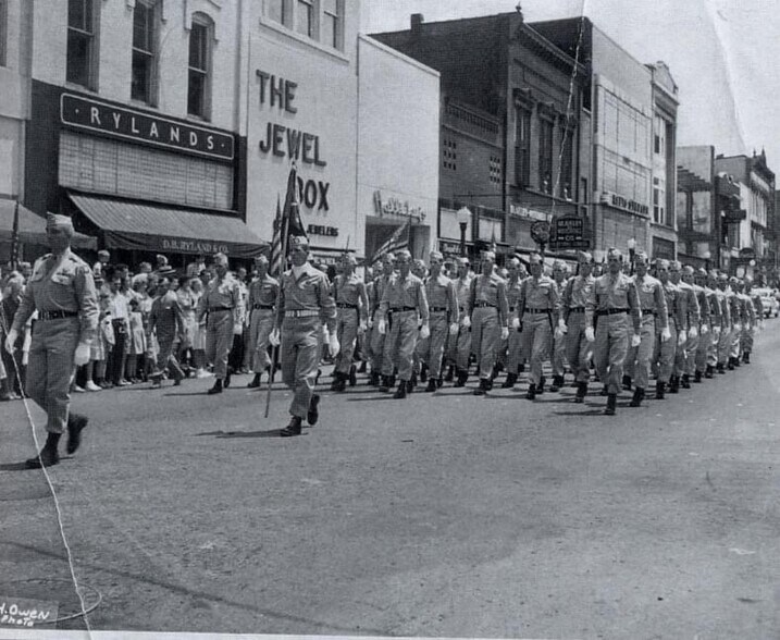 More Photos Of 529 State St, Bristol Storefront Retail Office For Sale