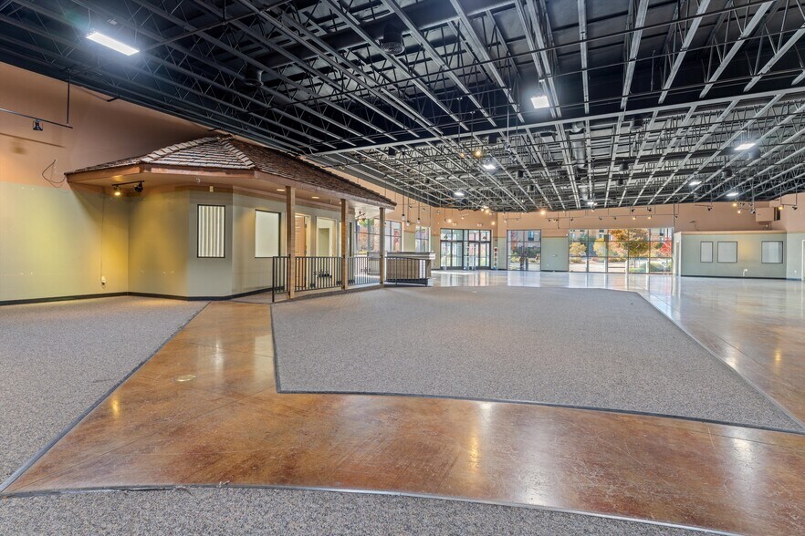 More Photos Of 1759 W Avenue J12, Lancaster Freestanding For Lease