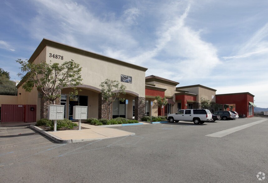 Primary Photo Of 34862 Monte Vista Dr, Wildomar Unknown For Lease