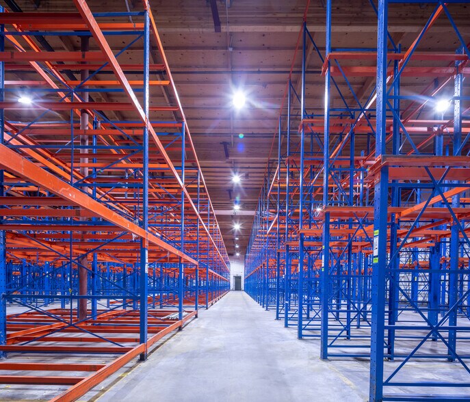 More Photos Of 3100 52nd Ave, Sacramento Refrigeration Cold Storage For Sale