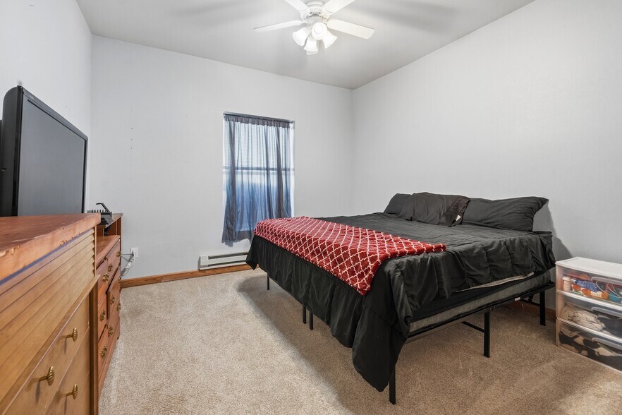 More Photos Of 316-318 Main St, Glenburn Apartments For Sale