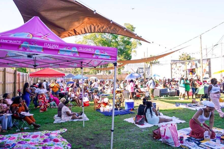 More Photos Of 120 W Harrison St, Tallahassee General Retail For Lease