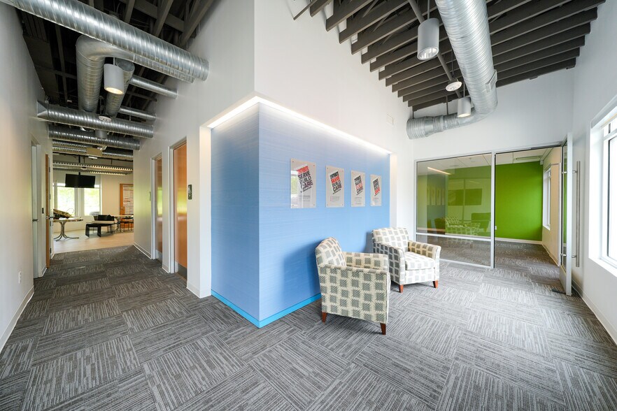 More Photos Of 630 Davidson Gateway Dr, Davidson Medical For Sale