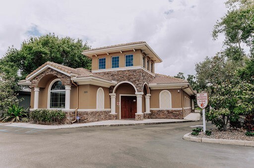 More Photos Of 2816 Manatee Ave, Bradenton Medical For Sale