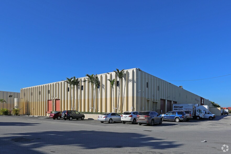 Primary Photo Of 9202-9210 NW 106th St, Medley Warehouse For Lease